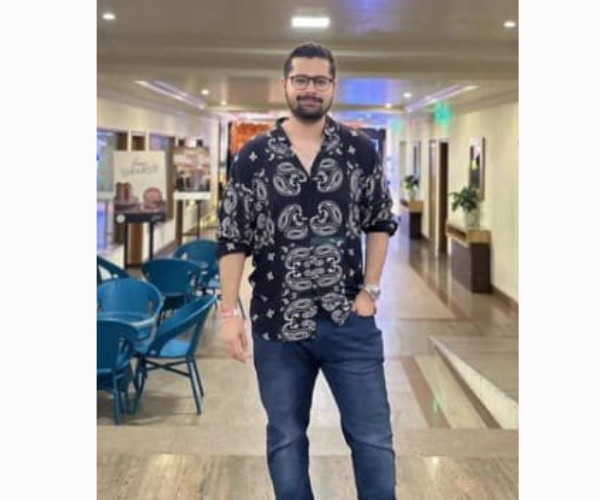 Dr Devansh Mishra